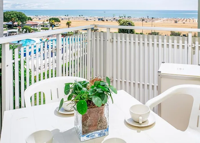 Aurora شقة فندقية 4*