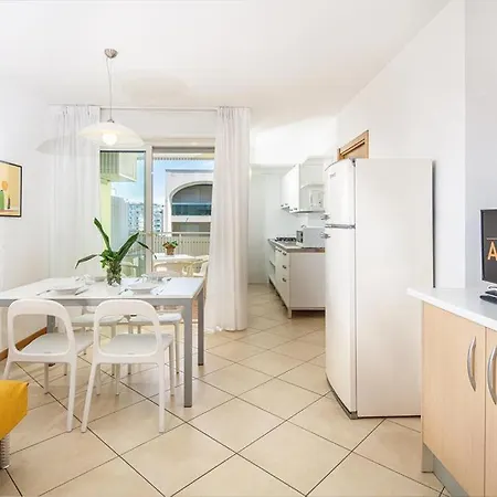 Aurora מלון דירות ביביונה