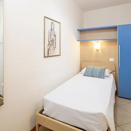 Aparthotel Aurora