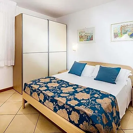 Hotel apartamentowy Aurora